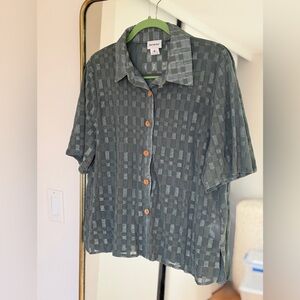 Find Me Now Button Down